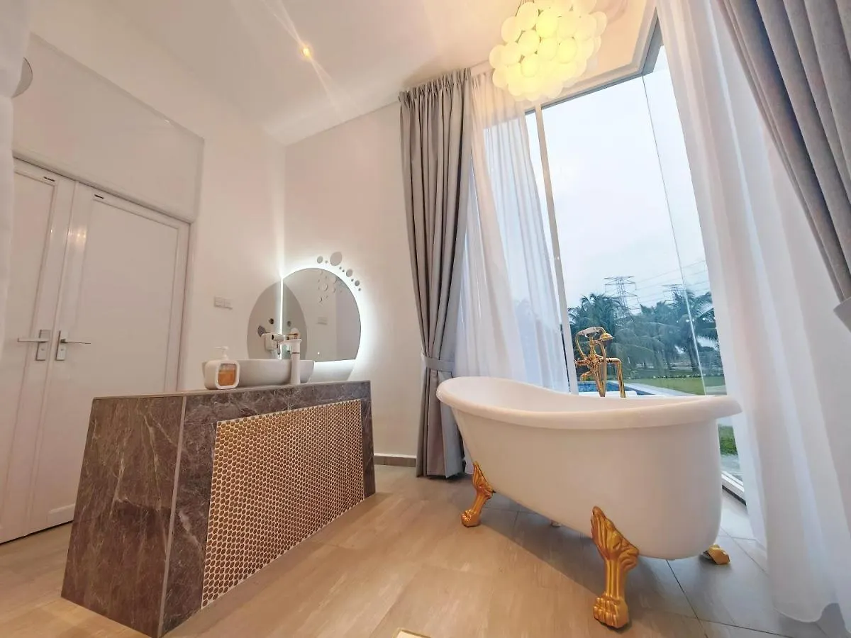 The Coco Journey - Villa Malacca 0*,